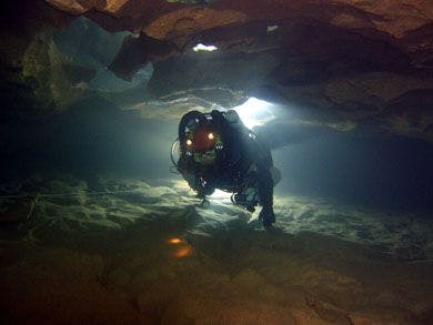 Specialità immersione in Grotta
